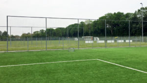 Kunstrasen Sportplatz Kosten: Was kostet der Neubau oder die Sanierung eines Kunstrasenplatzes