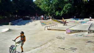 Skatepark Planung: Kosten für die Planung eines Skateparks und Kosten für den Bau eines Skatepark. welche Betonelemente haben welchen Preis und mit welchen Kosten müssen Skater, Kommune und Stadt kalkulieren.