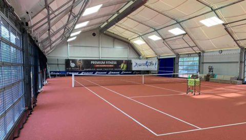 LED Tennishallenbeleuchtung für die Tennishalle: Leuchten für die Tennishalle aus LED. Kosten für Tennis Leuchten für die Tennishalle