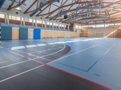 Maintalhalle erhält Gerflor Sportbodenbelag mit innovativem Oberflächenschutz